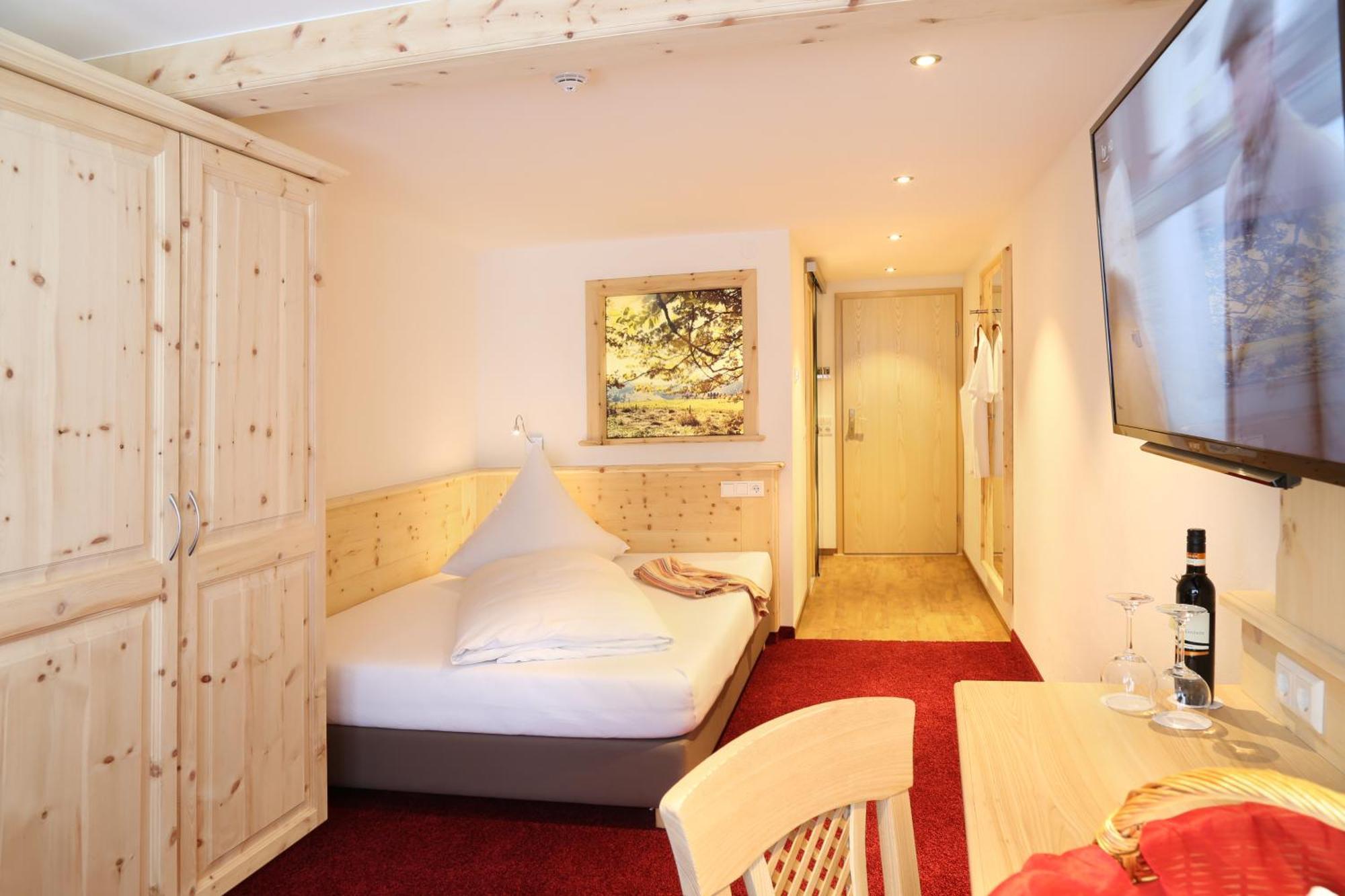 Hotel Schwarzwald-Resort Roessle ทอดท์โมส ภายนอก รูปภาพ