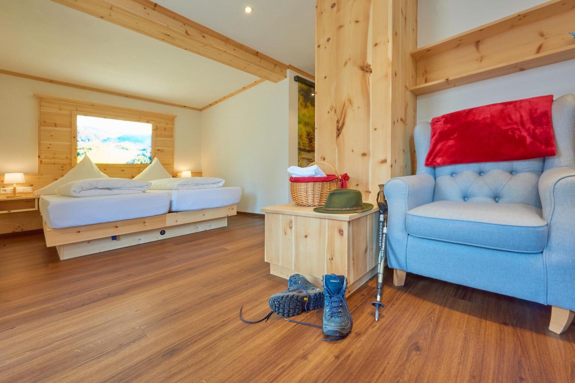 Hotel Schwarzwald-Resort Roessle ทอดท์โมส ภายนอก รูปภาพ